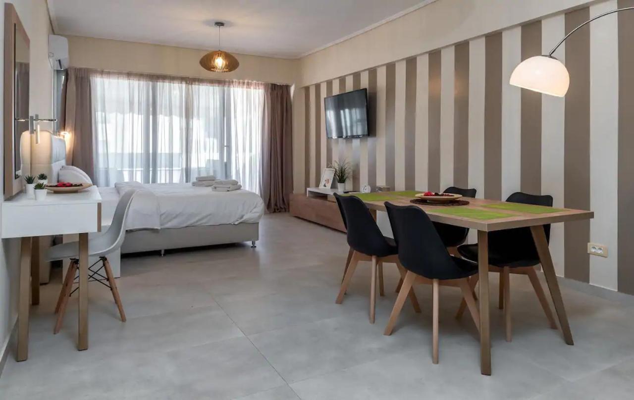 Amazing Apartments @ Aiolou Str. Atene Esterno foto