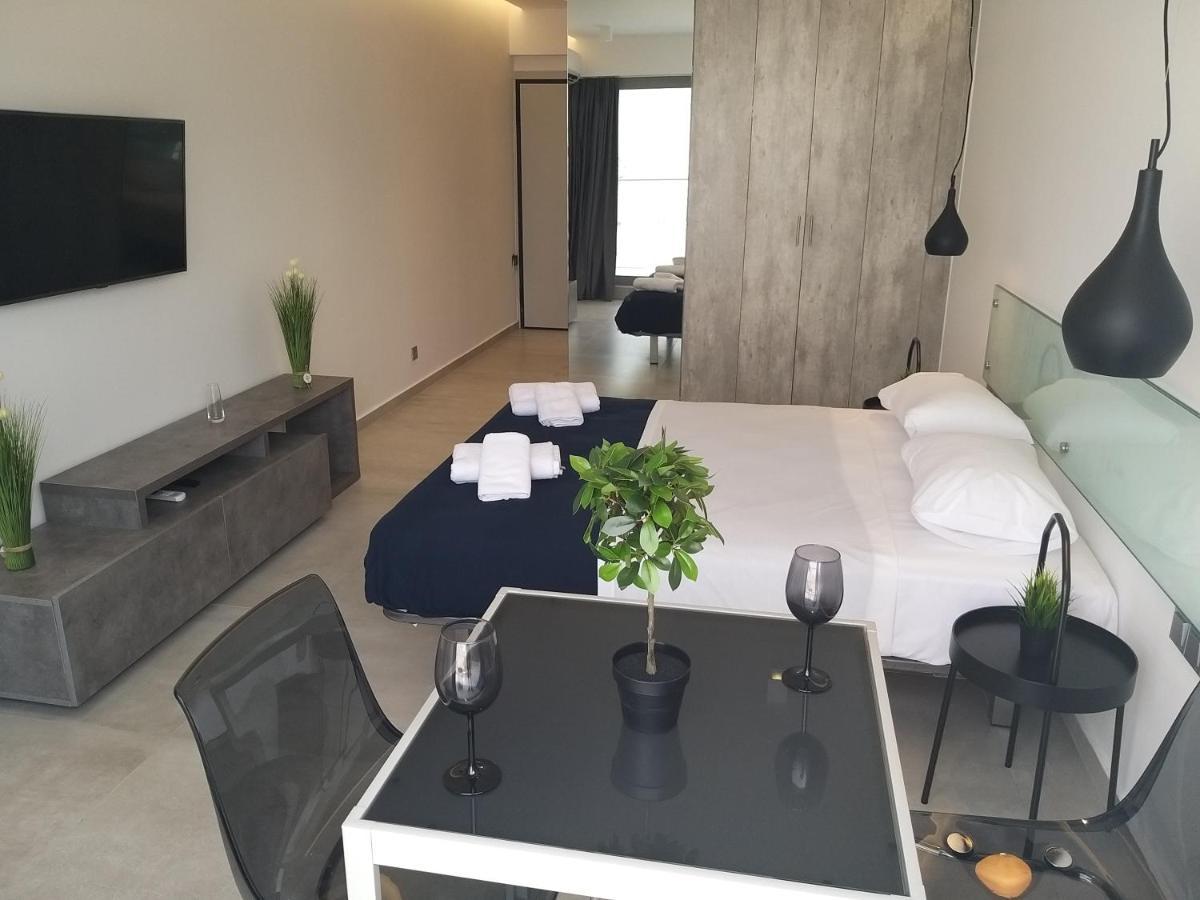 Amazing Apartments @ Aiolou Str. Atene Esterno foto