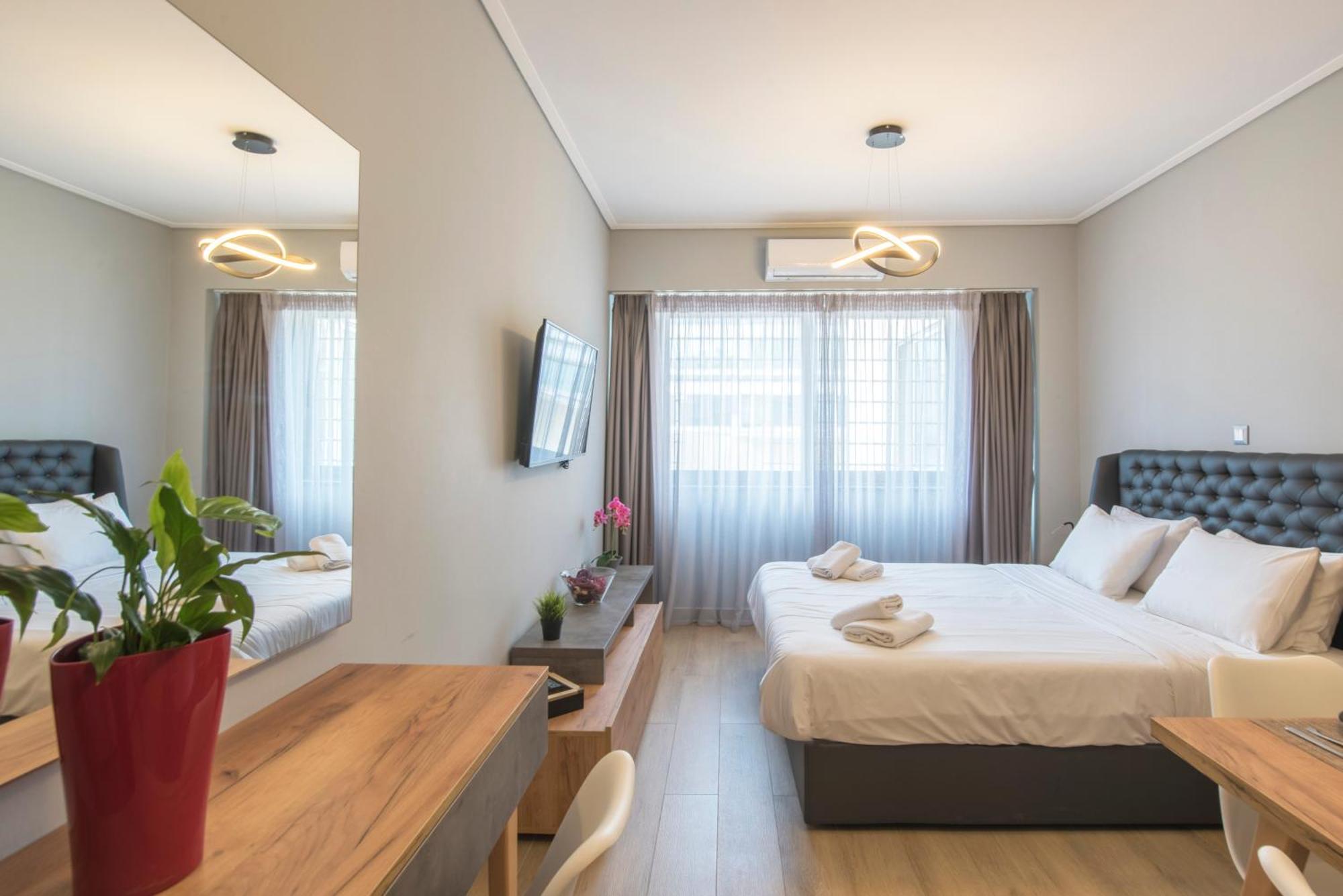 Amazing Apartments @ Aiolou Str. Atene Esterno foto