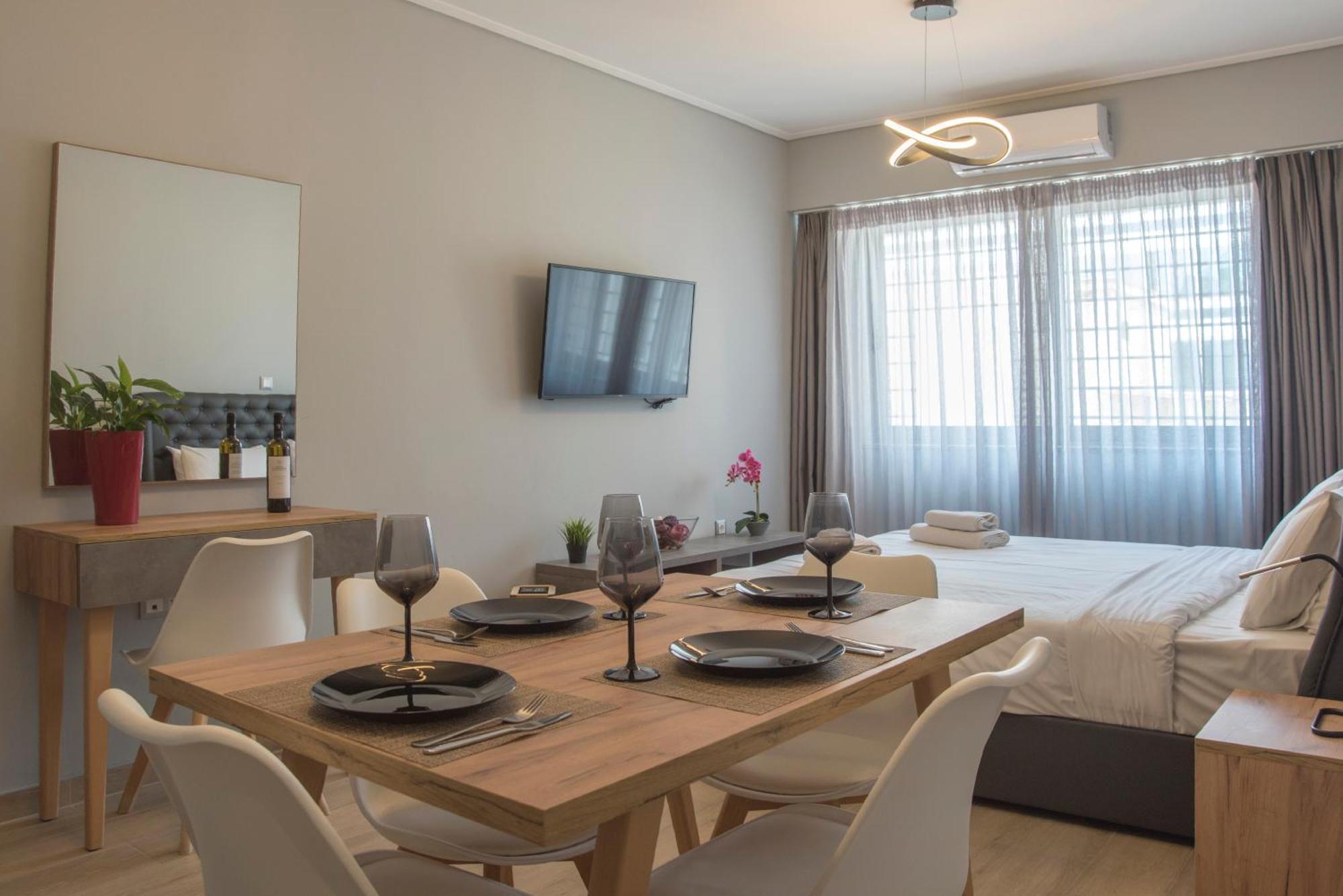 Amazing Apartments @ Aiolou Str. Atene Esterno foto