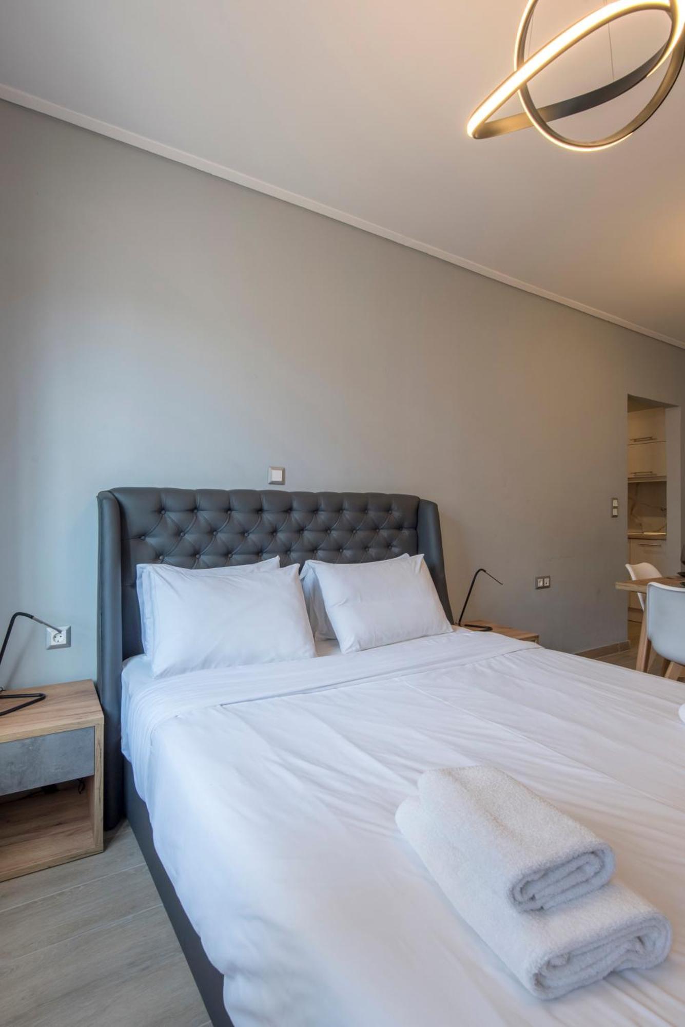 Amazing Apartments @ Aiolou Str. Atene Esterno foto